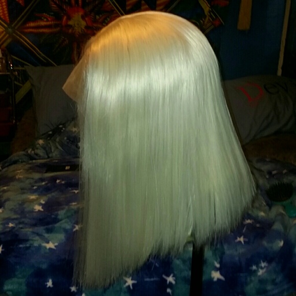 SEXY ASYMMETRICAL PLATINUM BLONDE LACE FRONT WIG main image 4